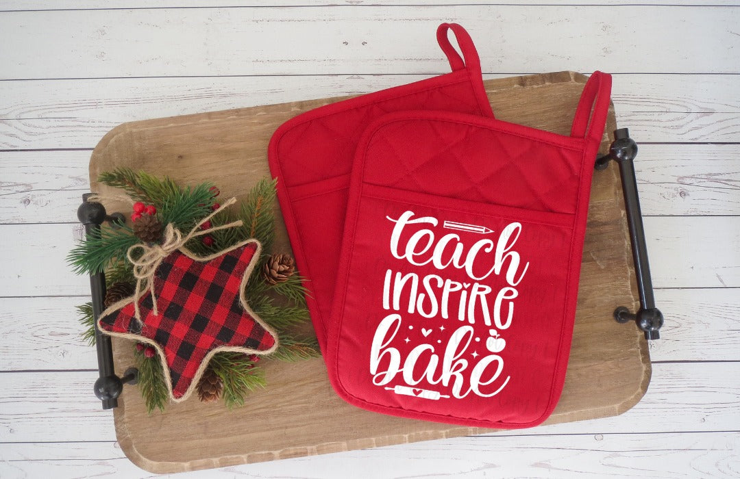 WED SPECIAL - POT HOLDER - TEACH INSPIRE BAKE