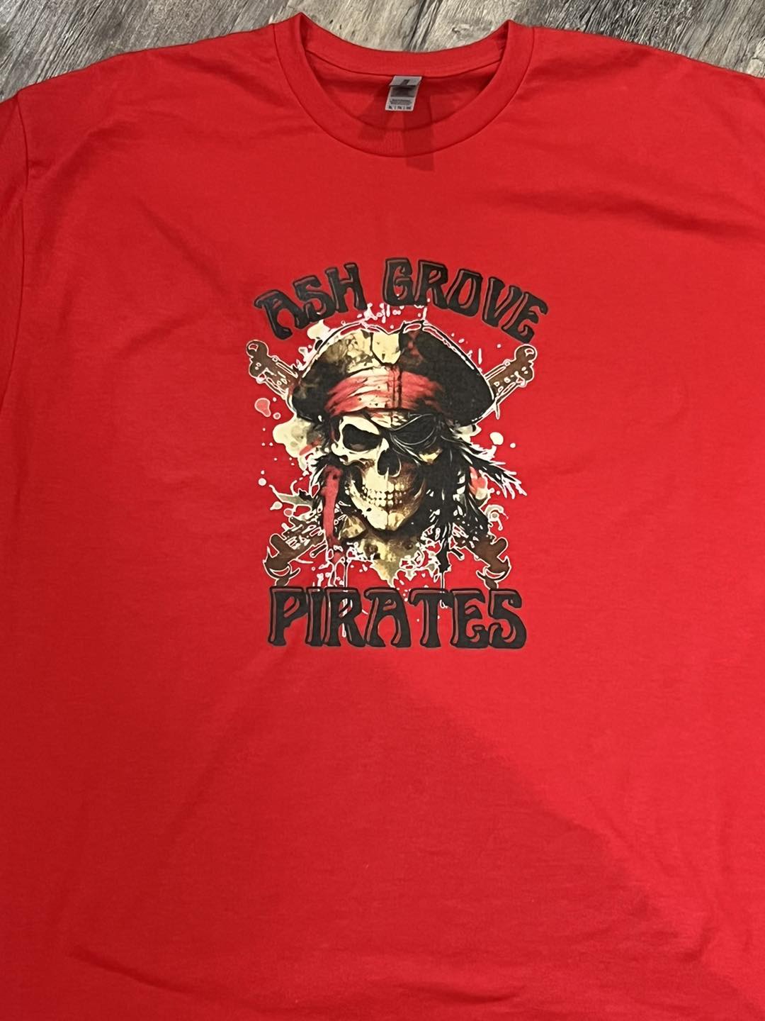 Skull Ash Grove Pirates Red short sleeve shirt